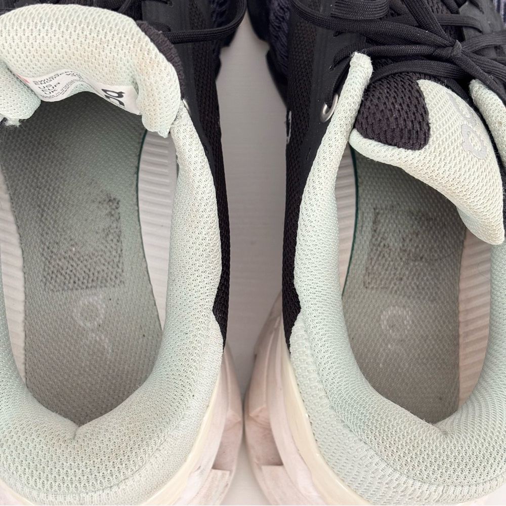 On Cloud Cloudflyer Black/ Teal Running Shoes Sz … - image 7